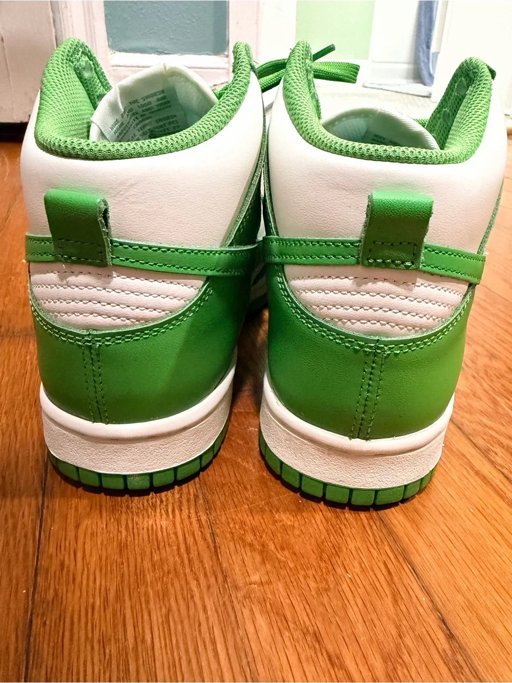 Nike women High-Top Sneakers in Green and White worn once only